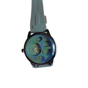 Watch Flexible and durable rubber strap for a secure fit.  Clean, modern analog dial with easy-to-read time markers.  Perfect for casual, sporty, and even semi-formal occasions.  Comfortable enough to wear during workouts or outdoor activities.