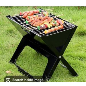 Portable charcoal BBQ grill 