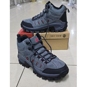 Men’s Outdoor Hiking Boots – Strong, Stylish & Durable Built tough for every step Durable hiking boots with strong grip & all-day comfort. Perfect for work, travel & outdoor adventures!