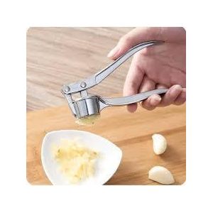 Durable Stainless Steel Garlic Crusher – Manual Handheld Press for Fast Crushing & Mincing