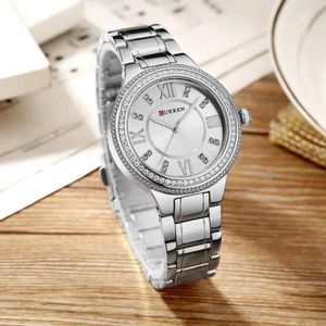 Curren 9004 Luxury Silver Quartz