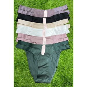 Minimal coverage panties