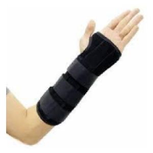 Fore arm support with cock up