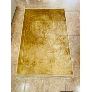 Velvet Janamaz Prayer Mat 80x120cm – Premium Soft Comfortable Islamic Rug