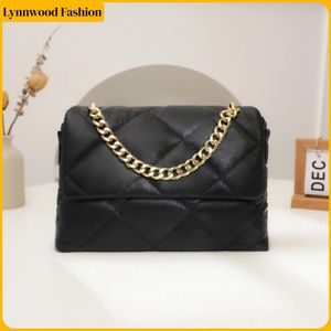 Women Quilted Flap Handbag Chain Strap Crossbody Bag Black