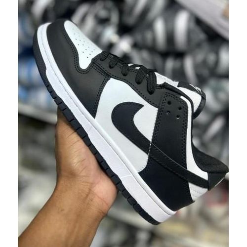 product_image_name-Fashion-Black SB Dunk Low Sneakers -1