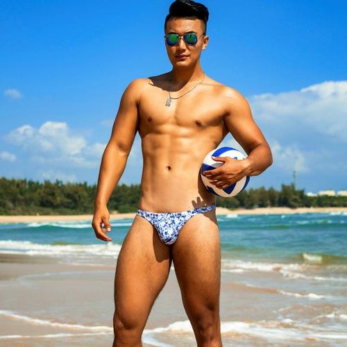 Male thong swimsuits online