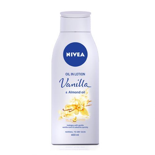 Vanilla & Almond Oil Infused Body Lotion for Smooth, Radiant Skin