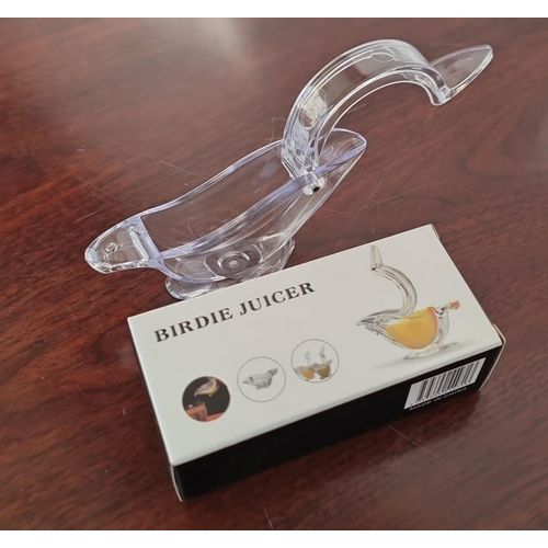 product_image_name-Generic-Clear Acrylic Mini Birdie Juicer-3