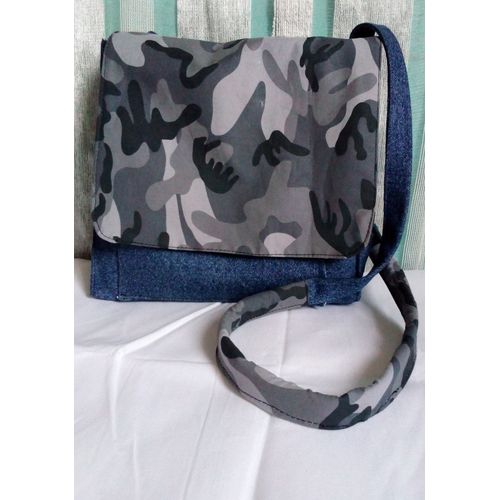 Jeans sales bag price