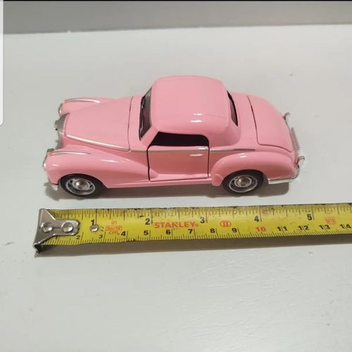 product_image_name-Generic-Vintage Alloy Toy Car with Pull-Back Action-4