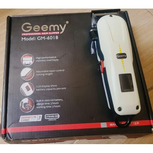 product_image_name-Geemy-GM-6018 Rechargeable Cordless Shaver with Battery Indicator – Powerful, Portable Shaving Machine-7