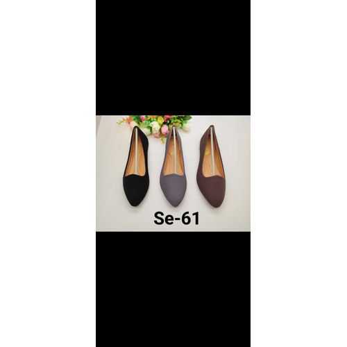 Closed flat shoes top
