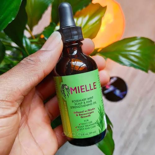 MIELLE Rosemary Mint Scalp & Hair Strengthening Oil | Promotes Growth | 59ml