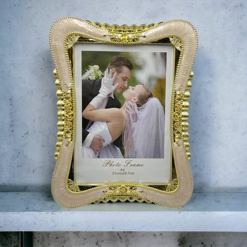 product_image_name-Generic-Fancy photo frame-1