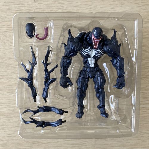 Revoltech yamaguchi venom on sale