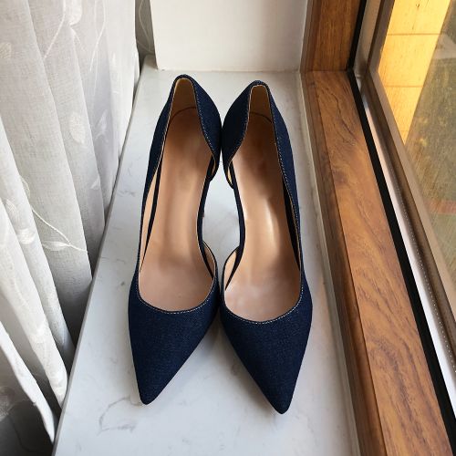 Comfortable navy hotsell heels