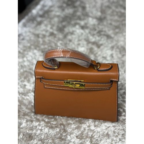 product_image_name-Generic-Women's Luxury Structured Top-Handle Mini Handbag with Gold-Tone Lock-6