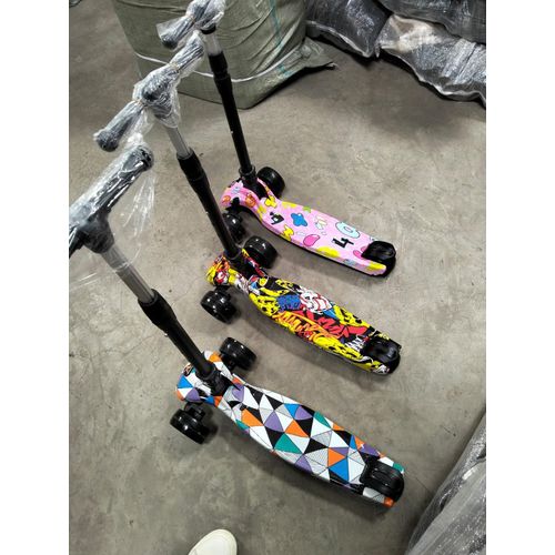 product_image_name-Generic-3 Wheel Scooter for Kids with Music & LED Light-7