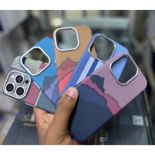 product_image_name-Generic-Wireless magnetic Carbon Fiber Case for Iphone 16 promax Shockproof case -2