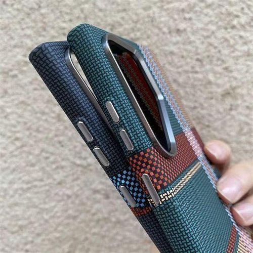 product_image_name-Generic-Luxury Tribal Covers for Samsung Galaxy S22 Ultra Carbon Fiber Case in Green Red Accent, Slim Lightweight Shockproof and MagSafe Compatible Design-5