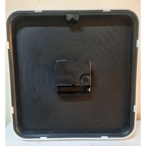 product_image_name-Generic-Square Quartz Wall Clock-2