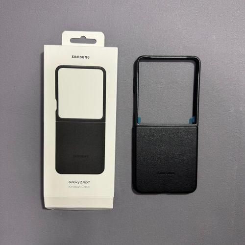 product_image_name-Samsung-Galaxy Z Flip7 Original Kindsuit leather Elegant Slim Fit Case/cover-black-1