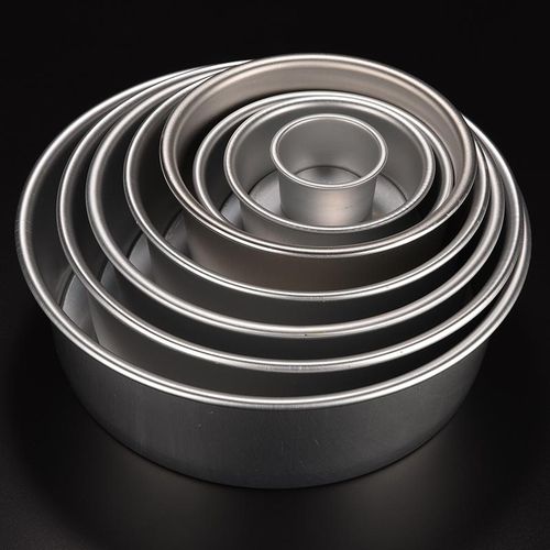 Amazon.com: Wilton Aluminum 6-Inch Round Cake Pan Set, 4-Piece : Everything  Else