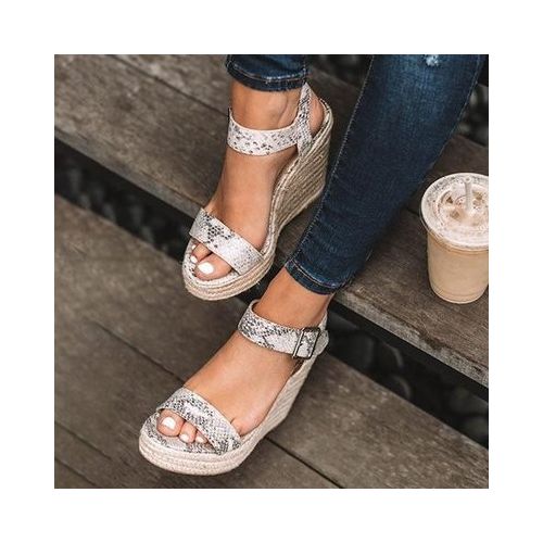 Designer online beach shoes