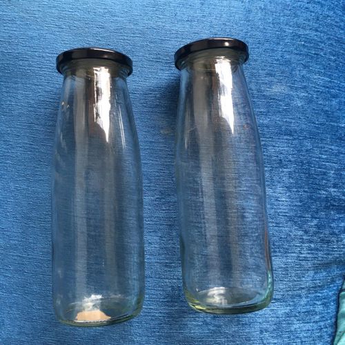 Set of 3 Juice/Milk Carafe with Plastic Lid 860ml - Odds & Ends Kenya