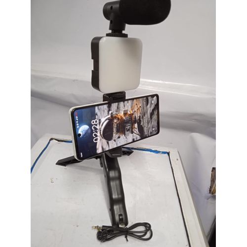 product_image_name-Generic-Ultra-Portable Video Kit: Professional Quality Anywhere-3