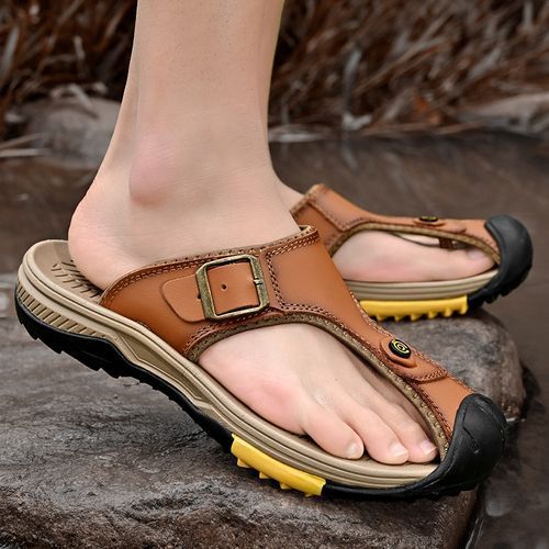 Wholesale Beach fashion men's slippers casual leather summer flip