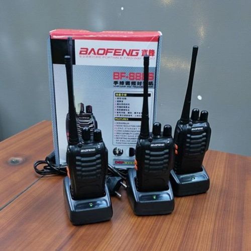 product_image_name-Baofeng-BF-888S 3-5KM Long Range Security Walkie Talkie with 16 Channels, Strong 2-Way Communication and Rechargeable Battery Perfect for Guards and Team Radio Calls-1