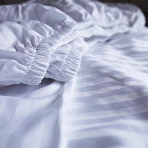 Generic 6 Pcs White Striped Fitted Bedsheet Set 6x6 with 1 Fitted Bedsheet, 1 Flat Bedsheet and 4 Pillowcases - image 2