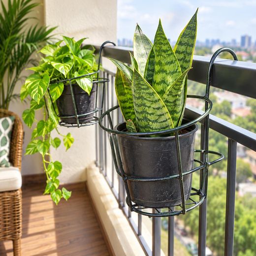 Generic Black Metal Hanging Plant Stand - image 4