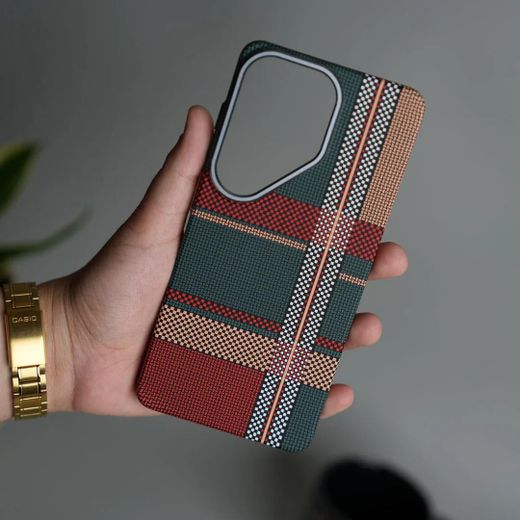 Samsung  Galaxy S26 Ultra carbon fibre/tribal Ultra Slim & Lightweight Magnetic Case/cover - image 2