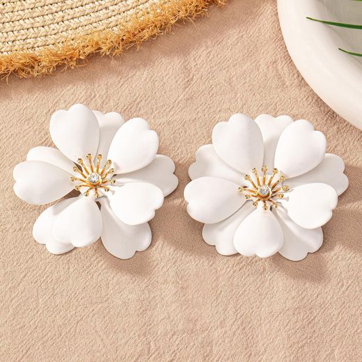 Forever 21 Statement Earrings – Bold & Stylish Fashion - image 3