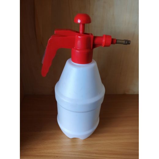 Generic Garden Pump Spray Bottle - image 2