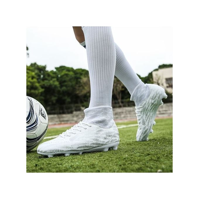 soccer cleats high top