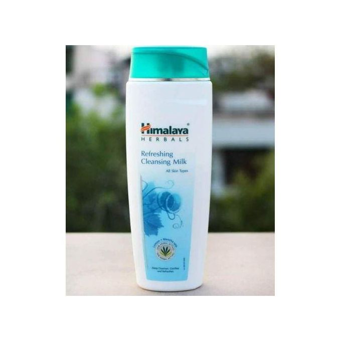 Himalaya Refreshing Cleansing Milk @ Best Price Online
