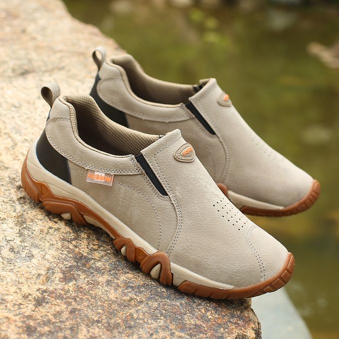 white mountain shoes waterproof