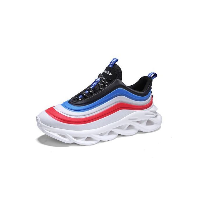 street style sneakers 2020