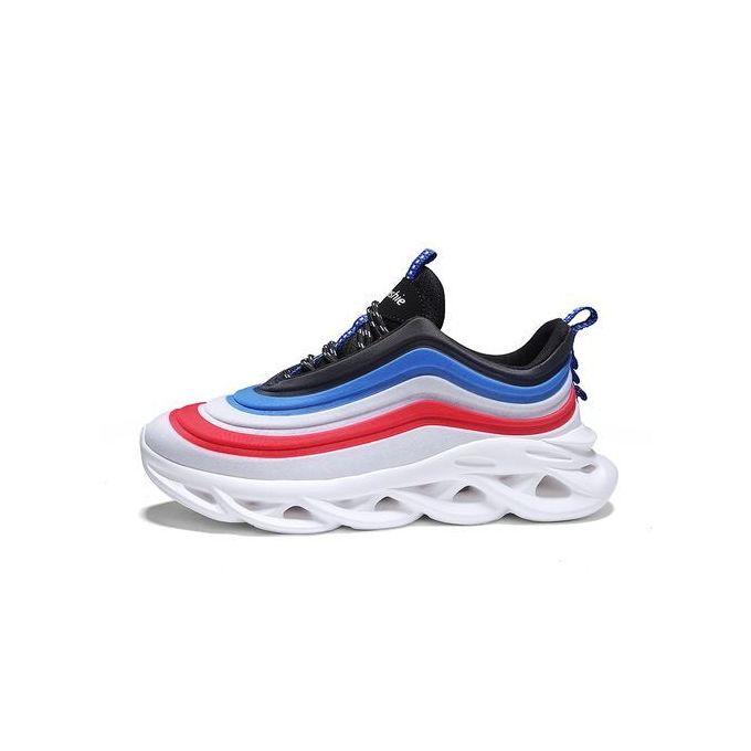street style sneakers 2020