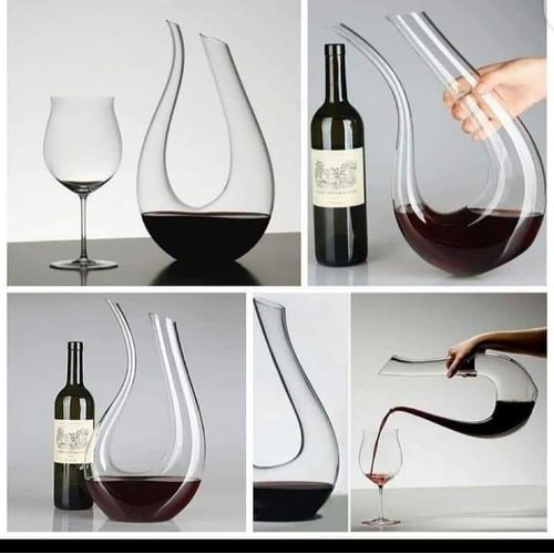 U-shaped Decanter