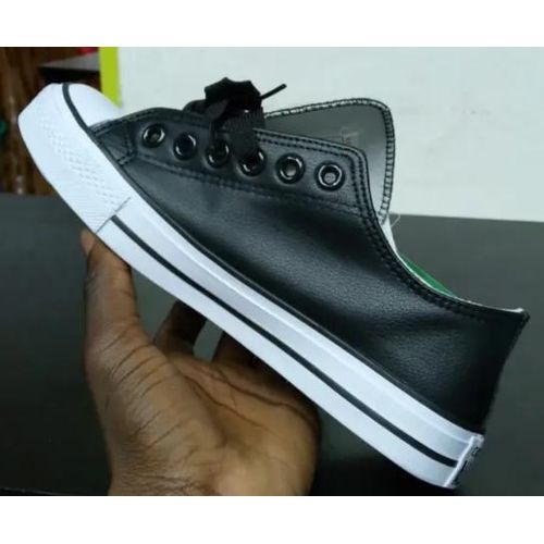Converse quality blackwhite unisex leather shoes