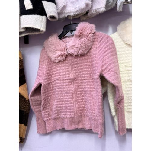 Women's Free Size Ivory Luxe Fur-Collar Knit Sweater