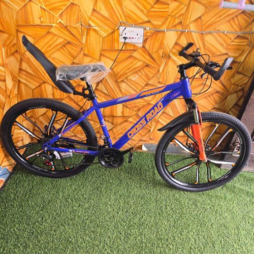 SIZE 26 SPOKELESS CHROME MOUNTAIN BIKE WITH 21 GEARS